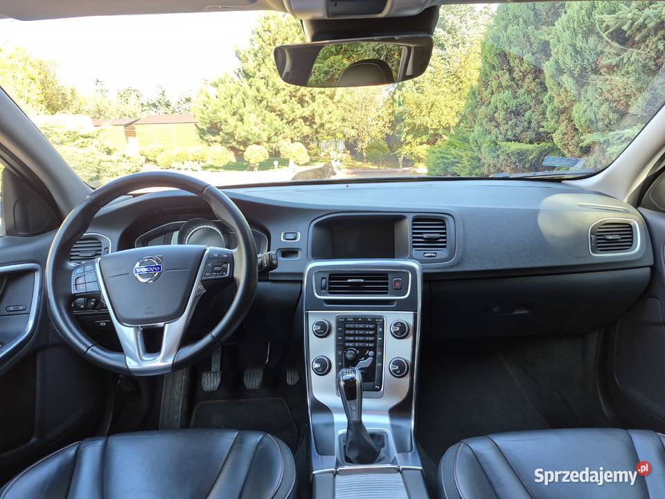 Volvo V60 D3 Ocean Race Rok produkcji 2016 Ostrowiec Świętokrzyski sprzedam