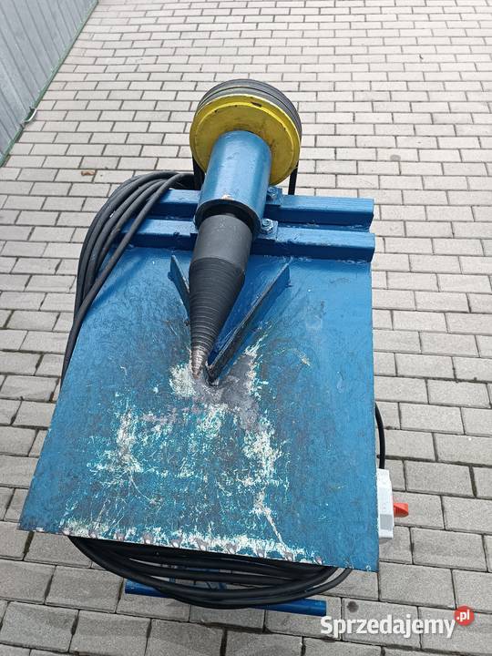 Łuparka świdrowa do drewna Husów