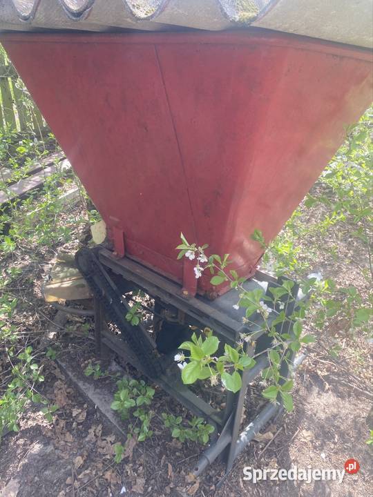 Sprzedam rozsiewacz nieuszkodzony Strachówka sprzedam