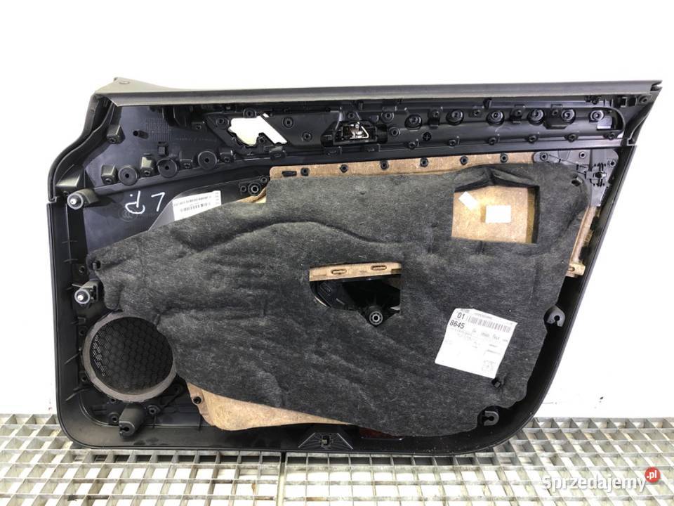 BOCZEK DRZWI LEWY PRZÓD VW GOLF VII Kombi