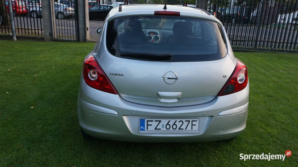 Opel Corsa zarejestrowany ubezpieczony Gwarancja Zielona Góra