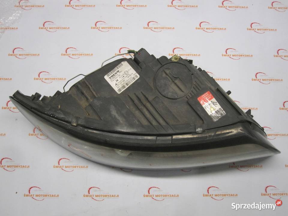 VOLVO V50 lampa prawa przód 31265712 XENON Lampy przednie