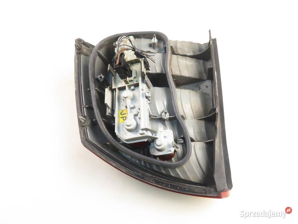 LAMPA LEWA TYLNA OPEL VECTRA C sprzedam