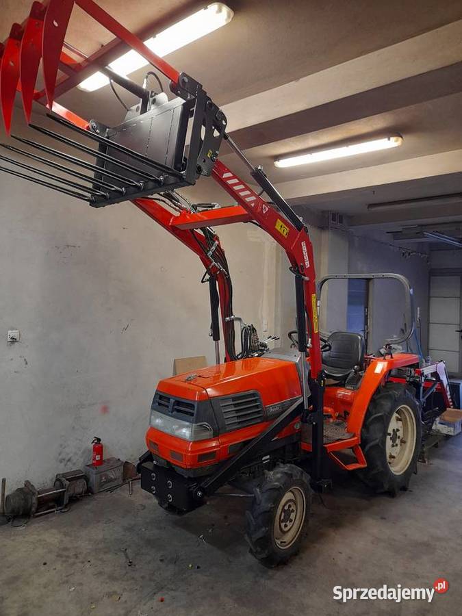 Ładowacz tur minitraktor mitsubishi kubota iseki nieuszkodzony Białystok sprzedam