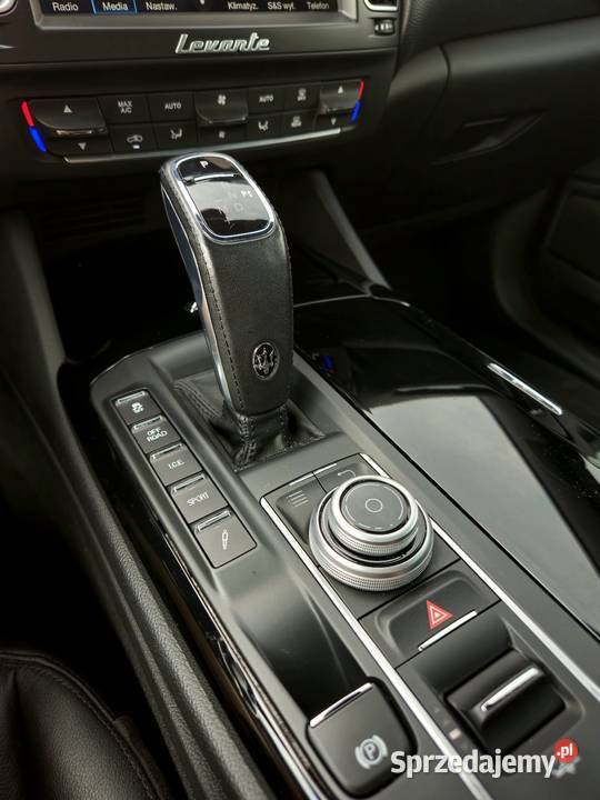Maserati Levante 30 BiTurbo Q4 2019 350 gniazdo AUX dolnośląskie Jelenia Góra