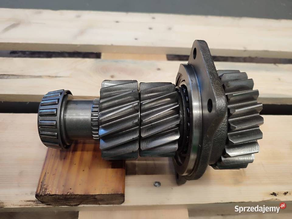 Wał pośredni R228746 PTO tył JOHN DEERE 6930 Wilkowo
