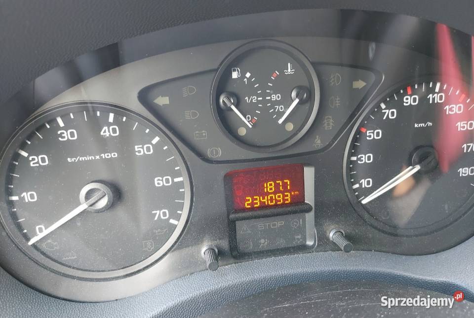 Citroen Jumpy 16 HDI 117 2016 Android 12 Zadbany centralny zamek Koszalin sprzedam