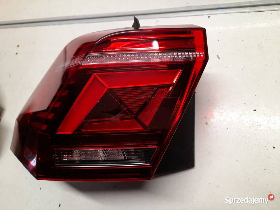 VW TIGUAN 2 IQ LAMPA LEWA TYŁ LED 5NA945207J Goleniów