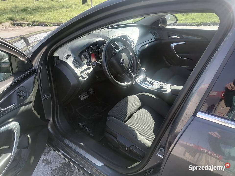 Opel insignia 20 turbo benzyna SportTour nieuszkodzony świętokrzyskie Piotrkowice