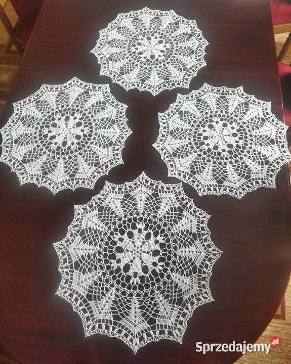 Serwety szydełkowe Ryczówek