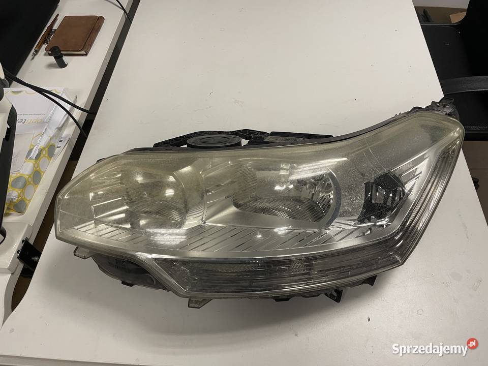 lampa lewa citroen c5 X7 2010r wersja EU Warszawa