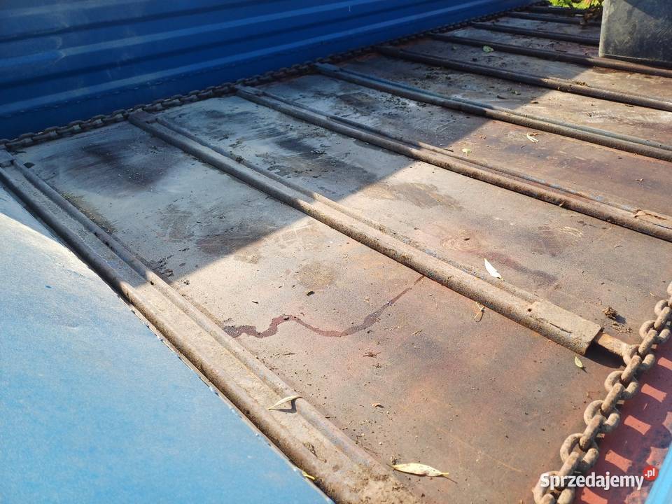 Sprzwdam rozrzutnik obornika Uszew