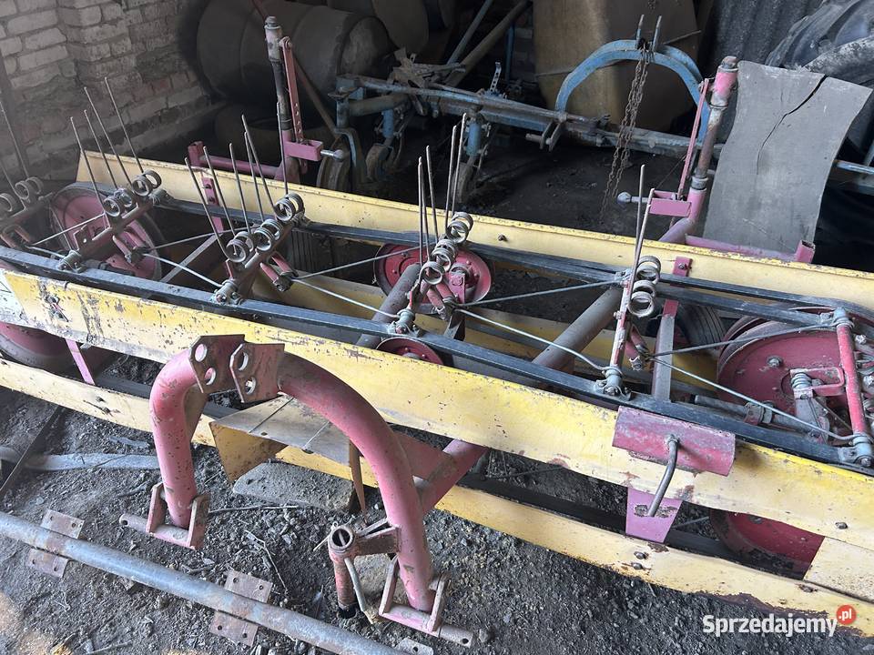 przetrząsarko zgrabiarka Z266 Bzowiec