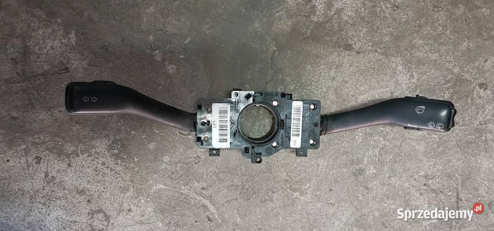 Przełącznik zespolony świateł wycieraczek Audi osobowe Konin