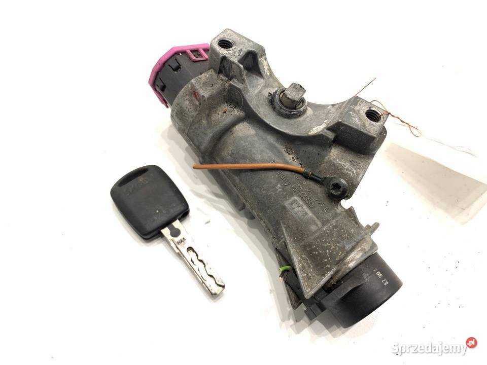 STACYJKA SKODA OCTAVIA I 18 125 9610 KLUCZYK