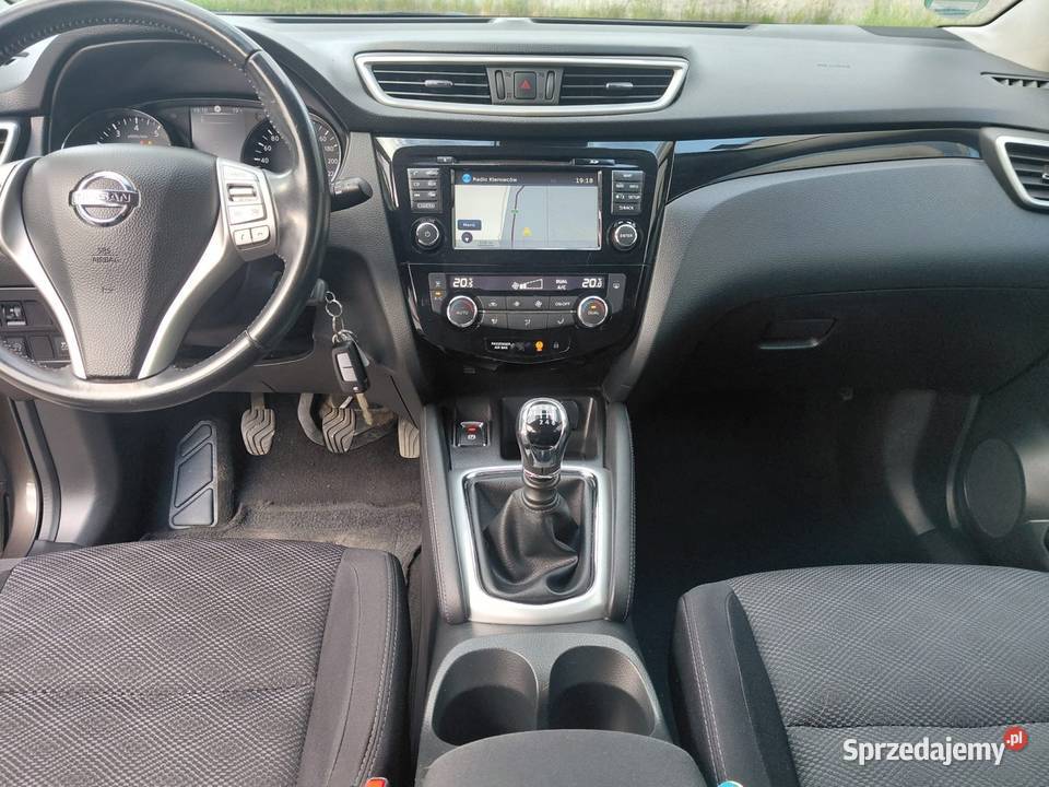 NISSAN QASHQAI 2017R 12 116 Przeb169 Navi kamera światła do jazdy dziennej Jelenia Góra