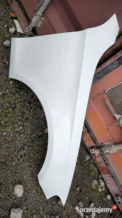 Błotnik prawy Mercedes w213 Błotniki Wrocław