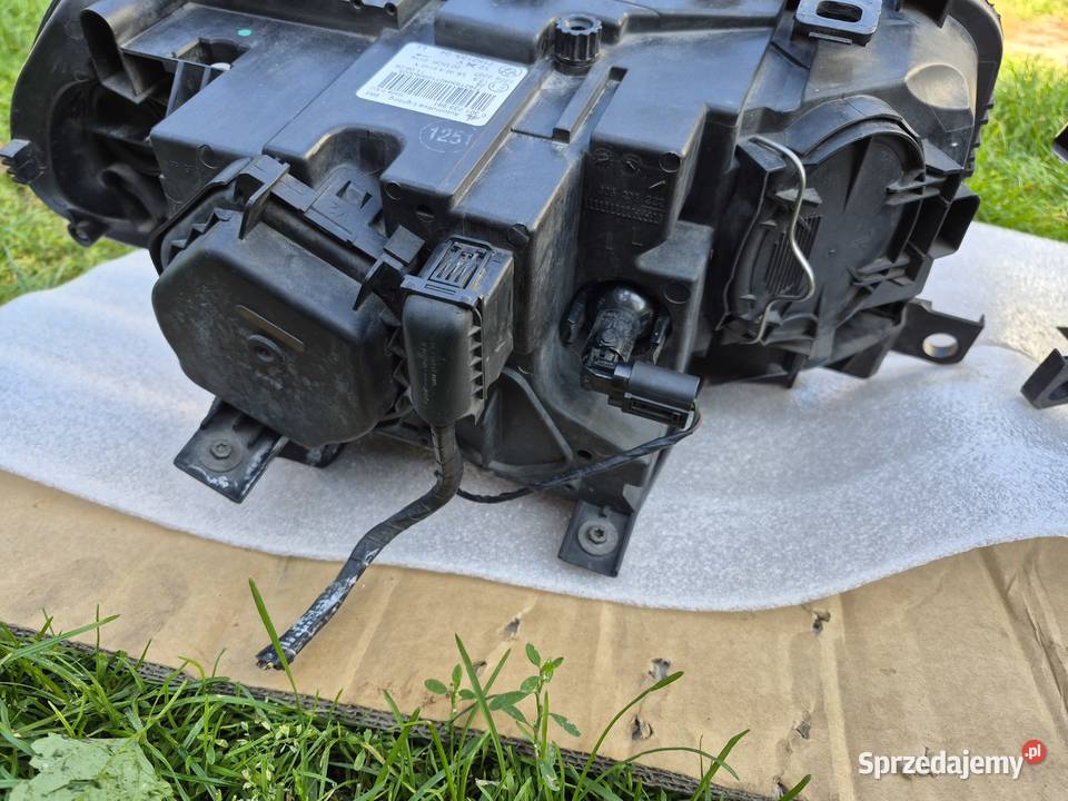 Lampy przednie xenon bmw x3 e83 osobowe