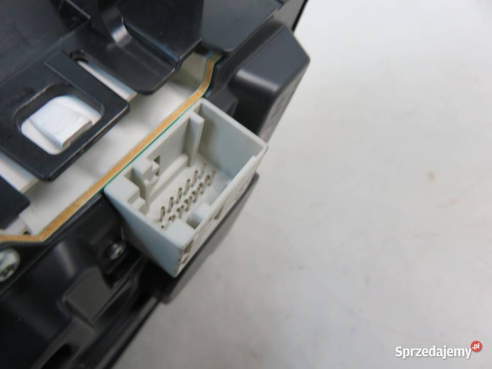 LICZNIK OPEL VECTRA C 22 DTI 16V 13165965MN sprzedam