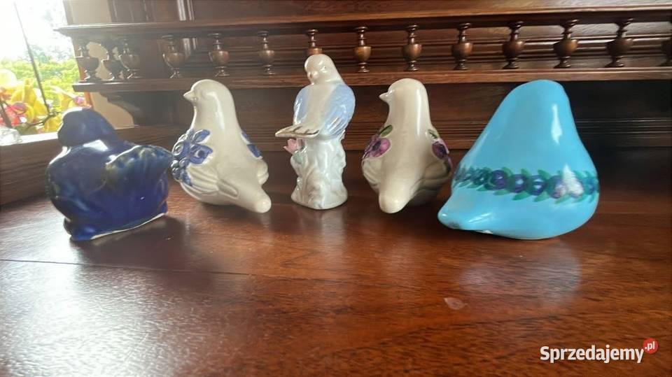 PORCELANOWA FIGURKA PTASZKA NA KAMIENIU Gdańsk