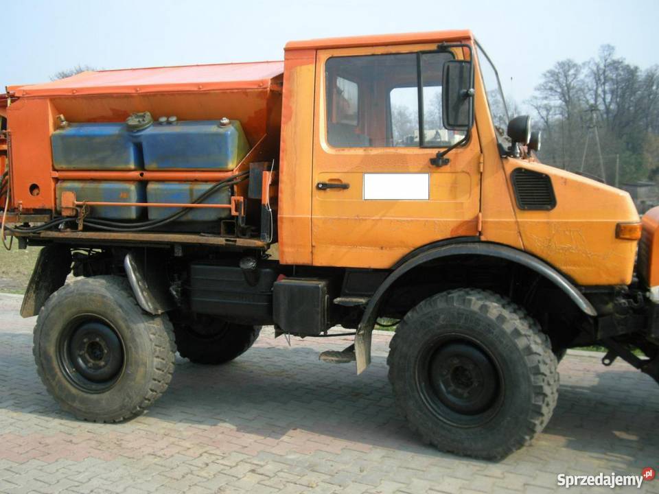 Na sprzedaż Unimog specjalny akcja zima dolnośląskie Chojnów