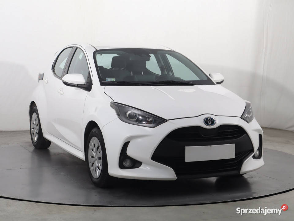 Toyota Yaris 15 Hybrid wielofunkcyjna kierownica Katowice sprzedam