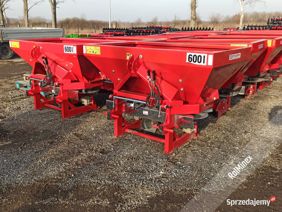 2tarczowy Rozsiewacz do nawozów Strumyk Tytan Rozsiewacze nawozów łódzkie Rawa Mazowiecka