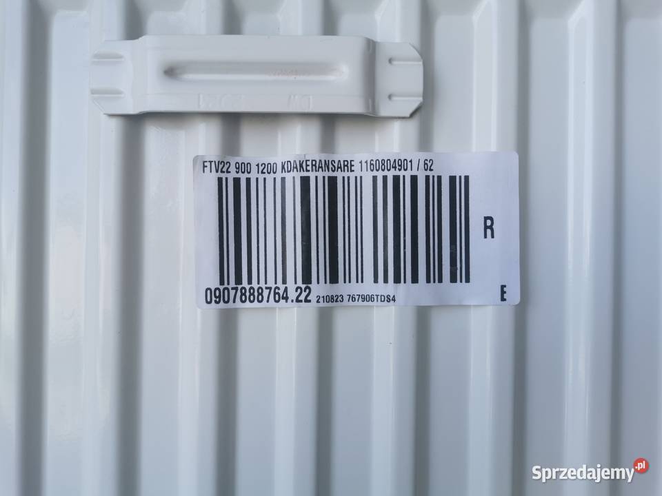 Sprzedam grzejnik stalowy Kermi FTV22 900 1200 Zgorzała
