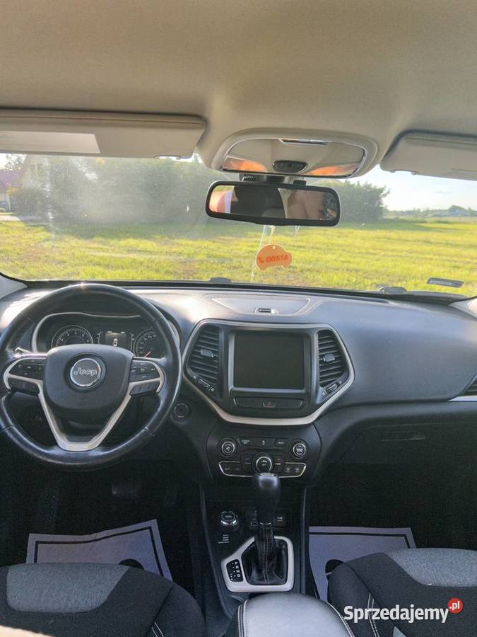 Jeep Cherokee 32 benzyna Dąbrowa Białostocka