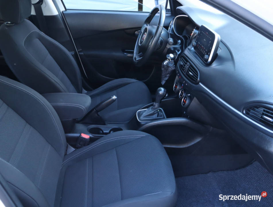 Fiat Tipo 16 MultiJet kamera cofania