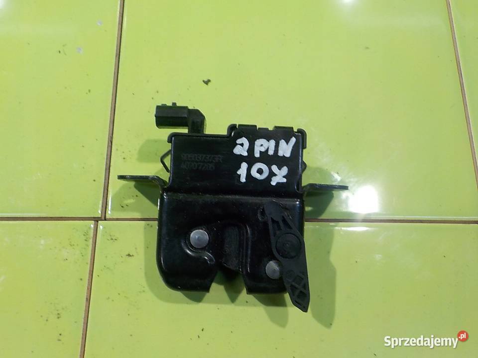 DACIA SANDERO II 12 B 14r 5D zamek klapy tyl