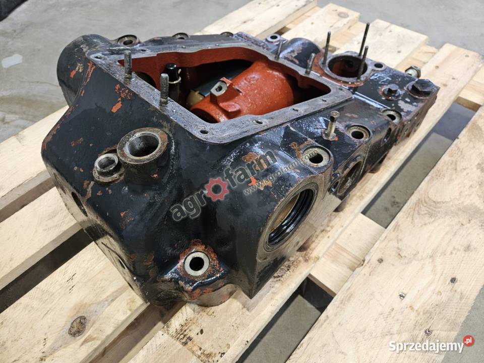 Obudowa podnośnika DeutzFahr Agrostar 661 Byków