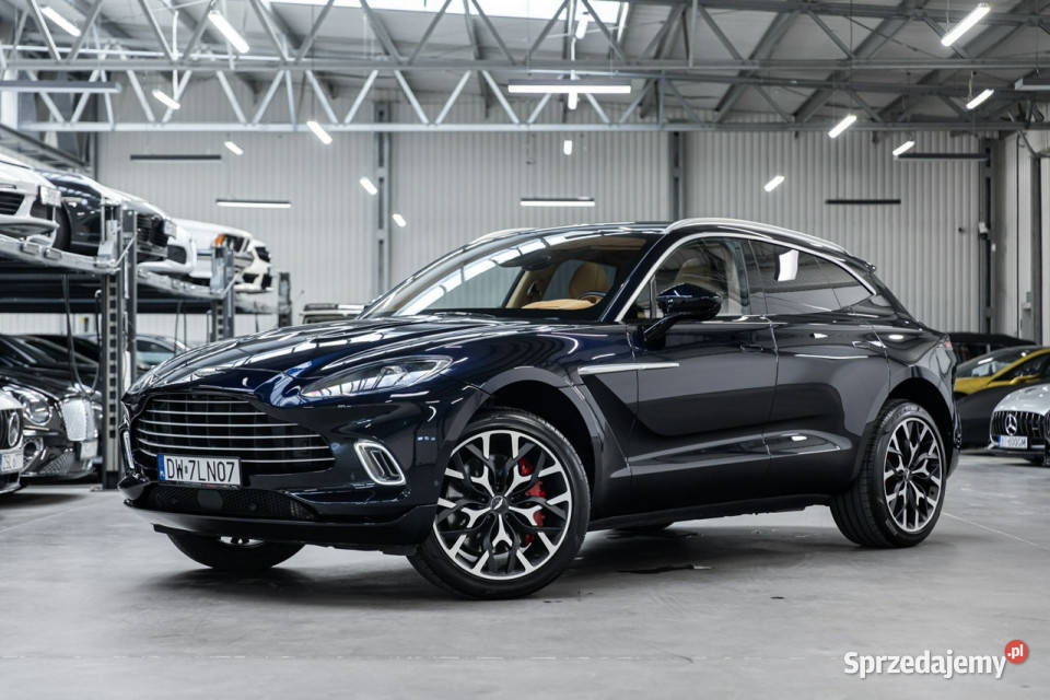 Aston Martin DBX 550 Salon Bezwypadkowy FV23 benzyna małopolskie Węgrzce