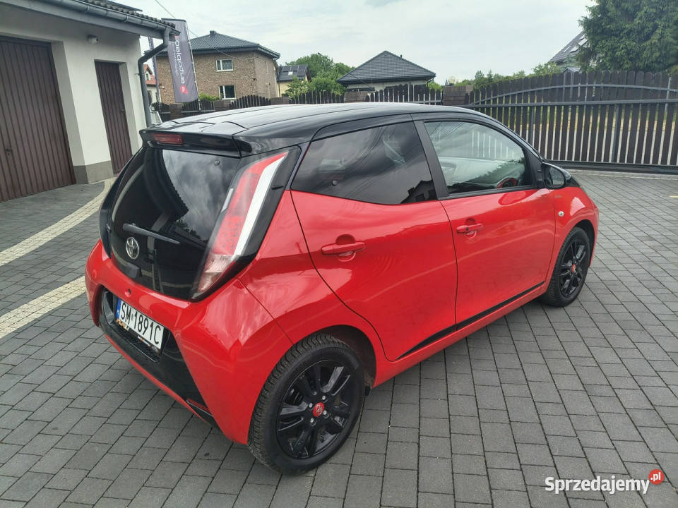 Toyota Aygo 10i 72 X Attraction Polski Salon II światła LED Mysłowice