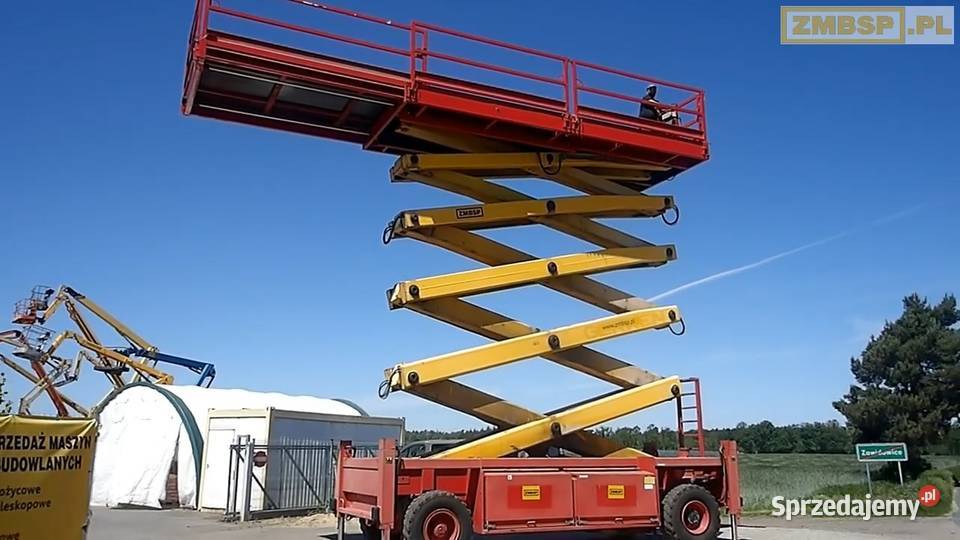 Podnośnik nożycowy 4x4 28 m JLG 26025