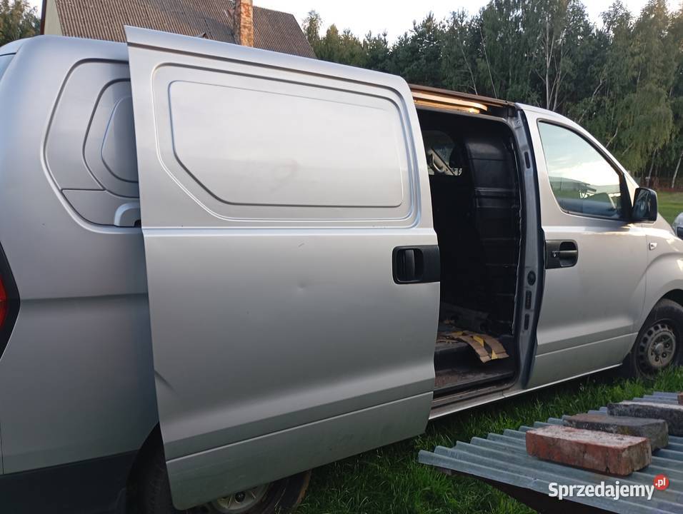 Samochód ciężarowy HYUNDAI H1 Rok produkcji 2008 wielkopolskie Pośrednik