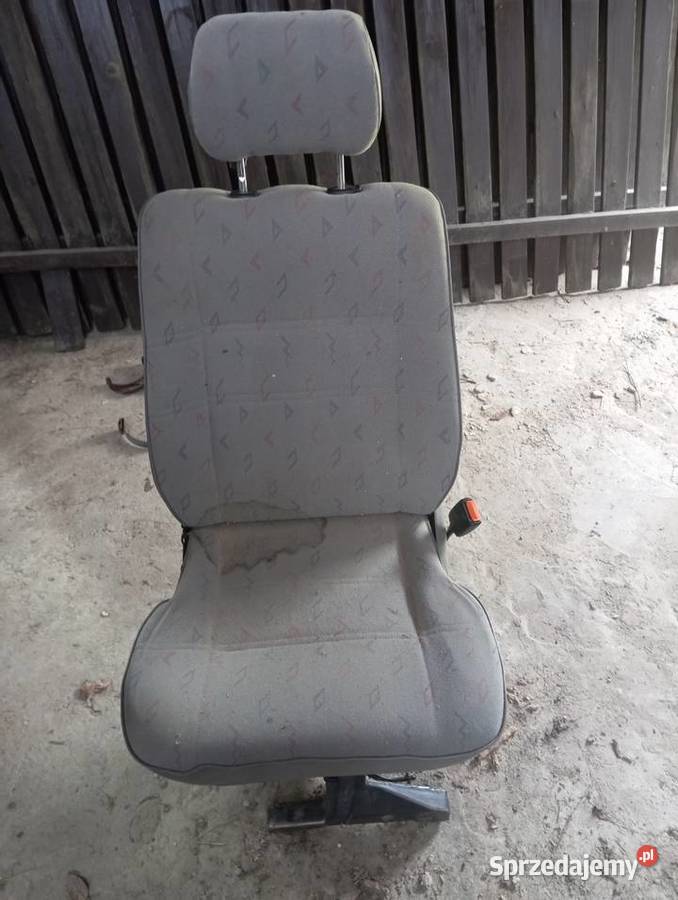 Kanapa t4 drugi rząd Sąspów sprzedam