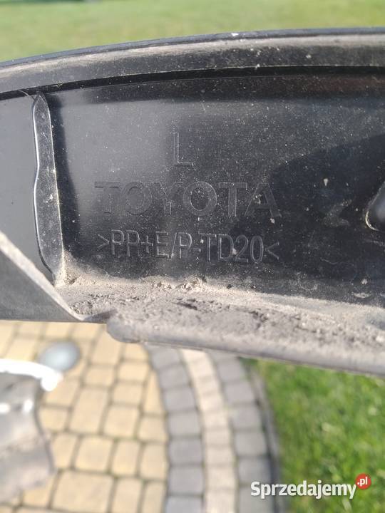 TOYOTA CHR CHR 16R LISTWA NAKŁADKA BŁOTNIKA Wadowice