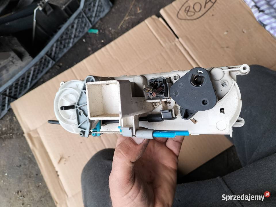 PANEL NAWIEWU Opel Vectra B Kamień-Kolonia