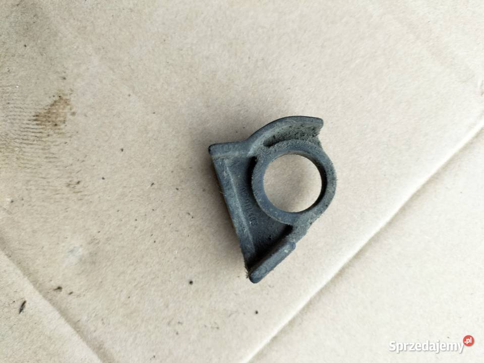 AUDI 80B3 80 B3 18 OSŁONA KABLA ROZRUSZNIKA Kamień-Kolonia