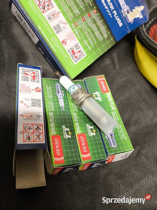 Świece zapłonowe Denso IKH20TT Colt czT 15 Turbo Grabiec sprzedam