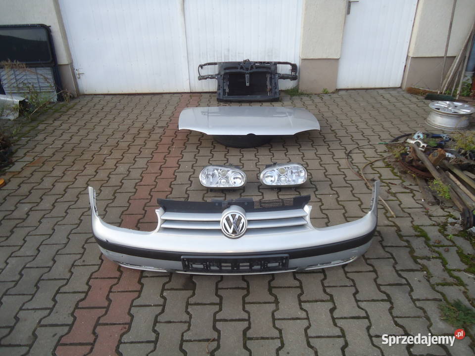 VW GOLF IV MASKA ZDERZAK GRILL PAS PRZEDNI Rok produkcji 2002 Nowy Dwór Gdański