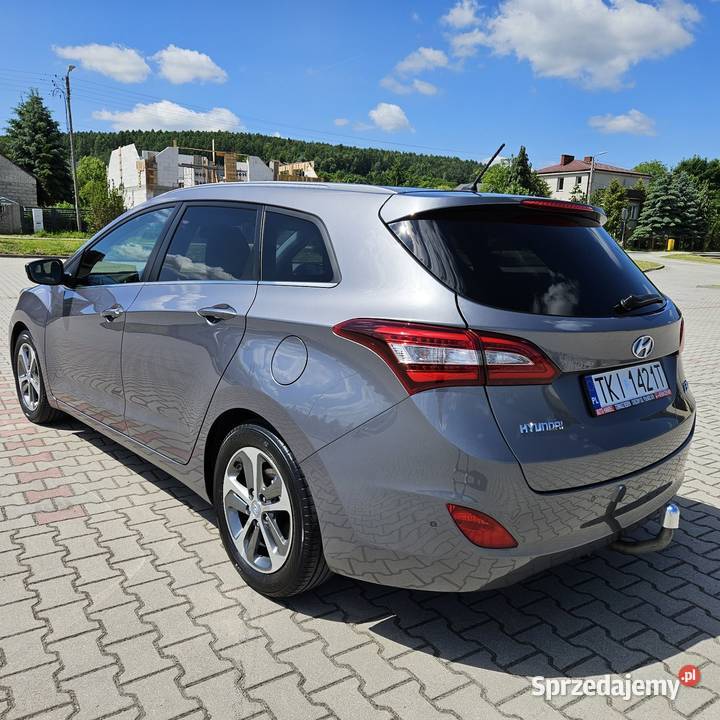 Hyundai i30 2015r 16crdi kombi bluetooth i30 Chęciny sprzedam