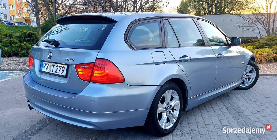 BMW Seria 3 20 Benzyna 2009 143 Ksenon Ringi