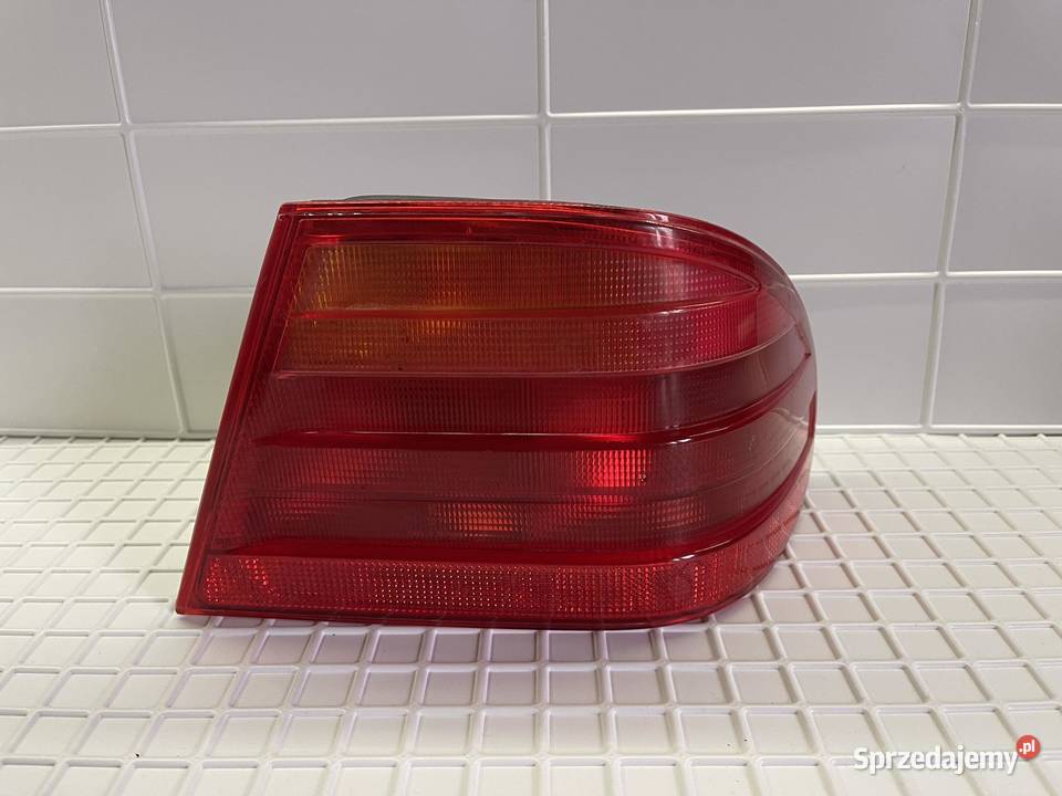MERCEDES W210 PRAWA LAMPA TYŁ SEDAN sprzedam