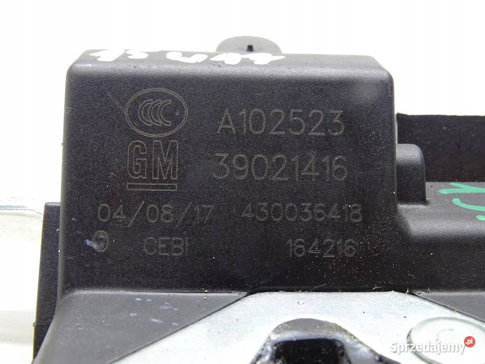 ZAMEK KLAPY BAGAŻNIKA TYŁ TYLNY 39021416 OPEL Zamki, wkładki i kluczyki