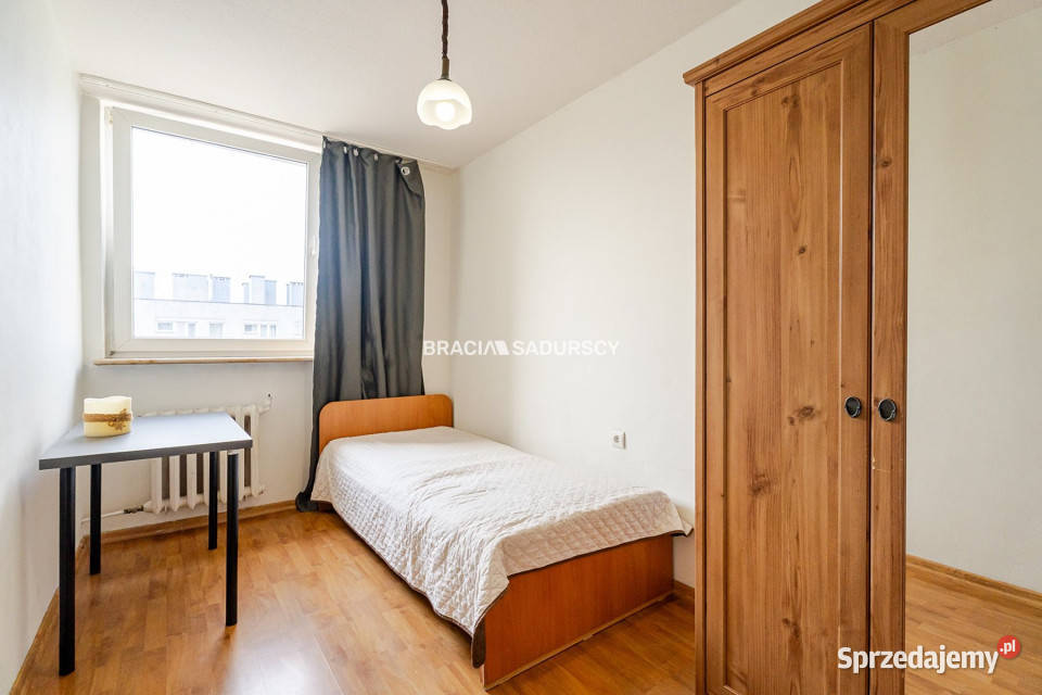 Sprzedam mieszkanie 3615 metrów Kraków os miejsce parkingowe