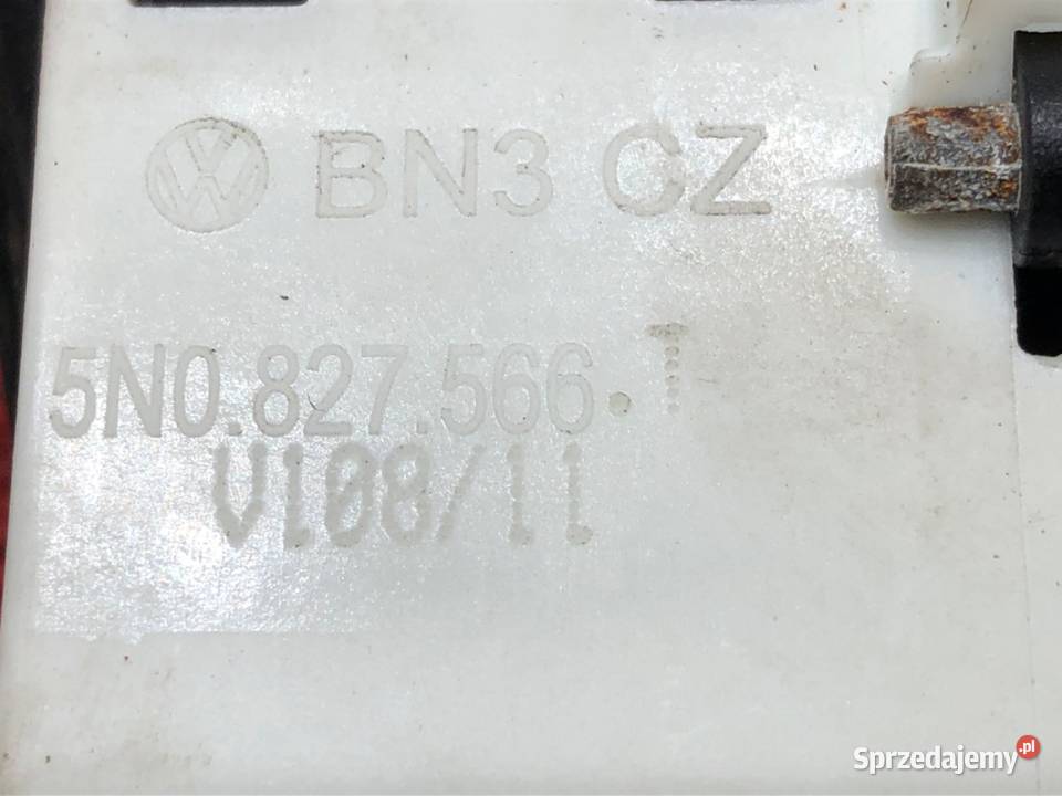 KLAMKA KLAPY TYŁ AUDI A4 B8 5N0827566T Kombi