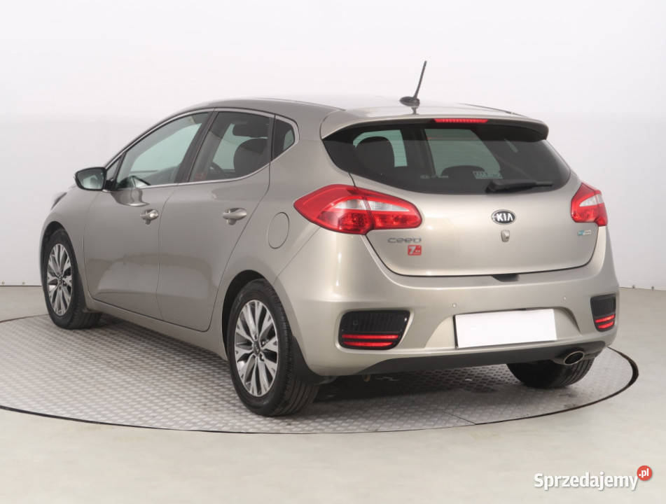 Kia Ceed 14 MPI beżowy Piaseczno