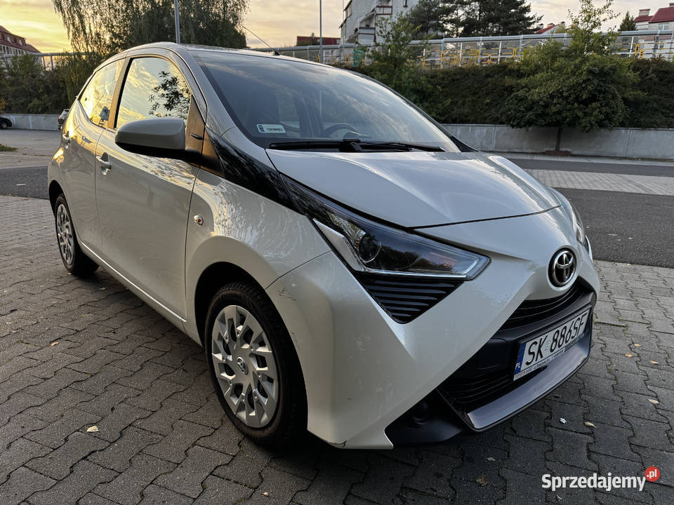 Aygo Toyota krajowa 72KM śląskie Wodzisław Śląski